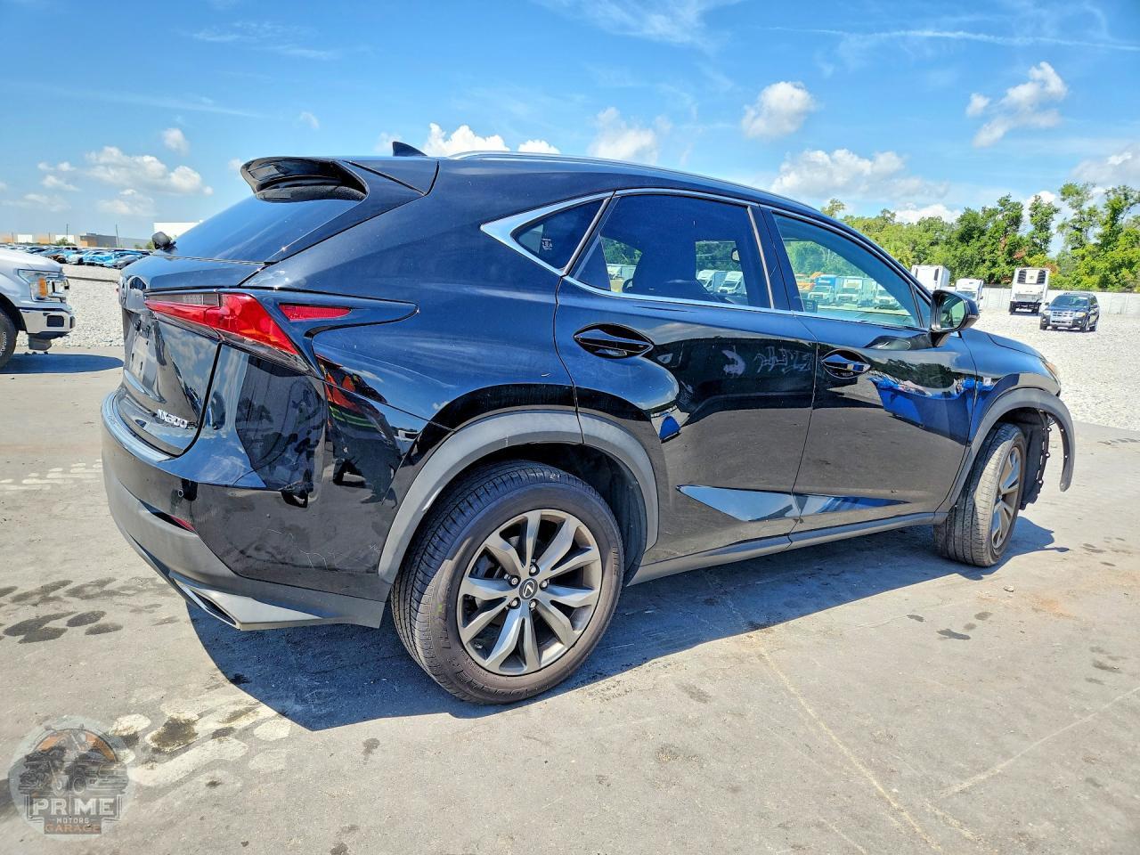 2020 LEXUS NX — фото 8