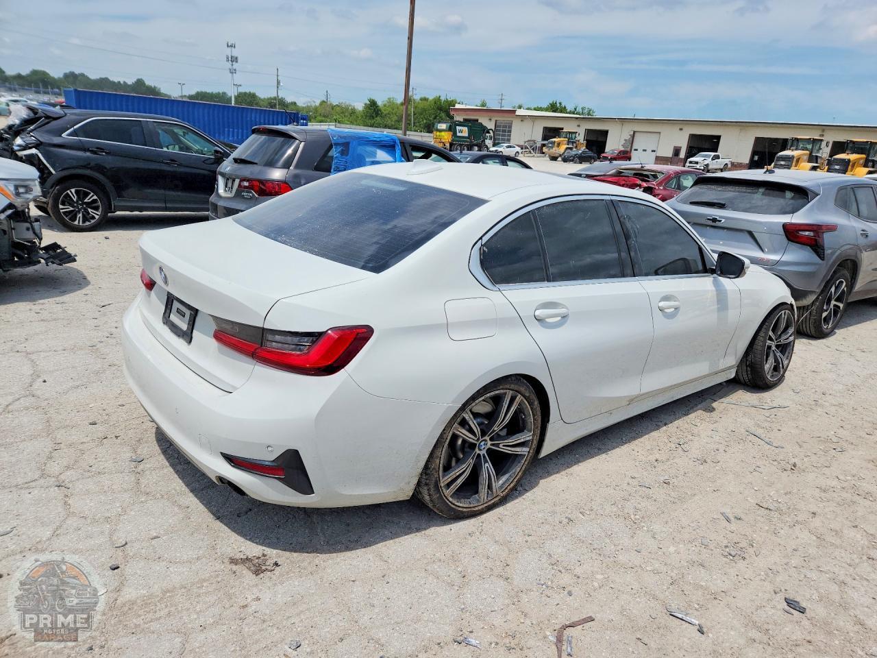 2020 BMW 3 SERIES — фото 3