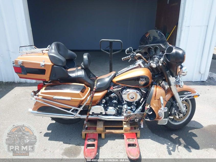 2008 HARLEY-DAVIDSON FLHTCUI (ULTRA CLASSIC ELECTRA GLIDE) 105TH ANNIVERSARY EDITION — фото 12