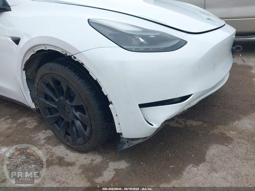 2024 TESLA MODEL Y LONG RANGE DUAL MOTOR ALL-WHEEL DRIVE — фото 6