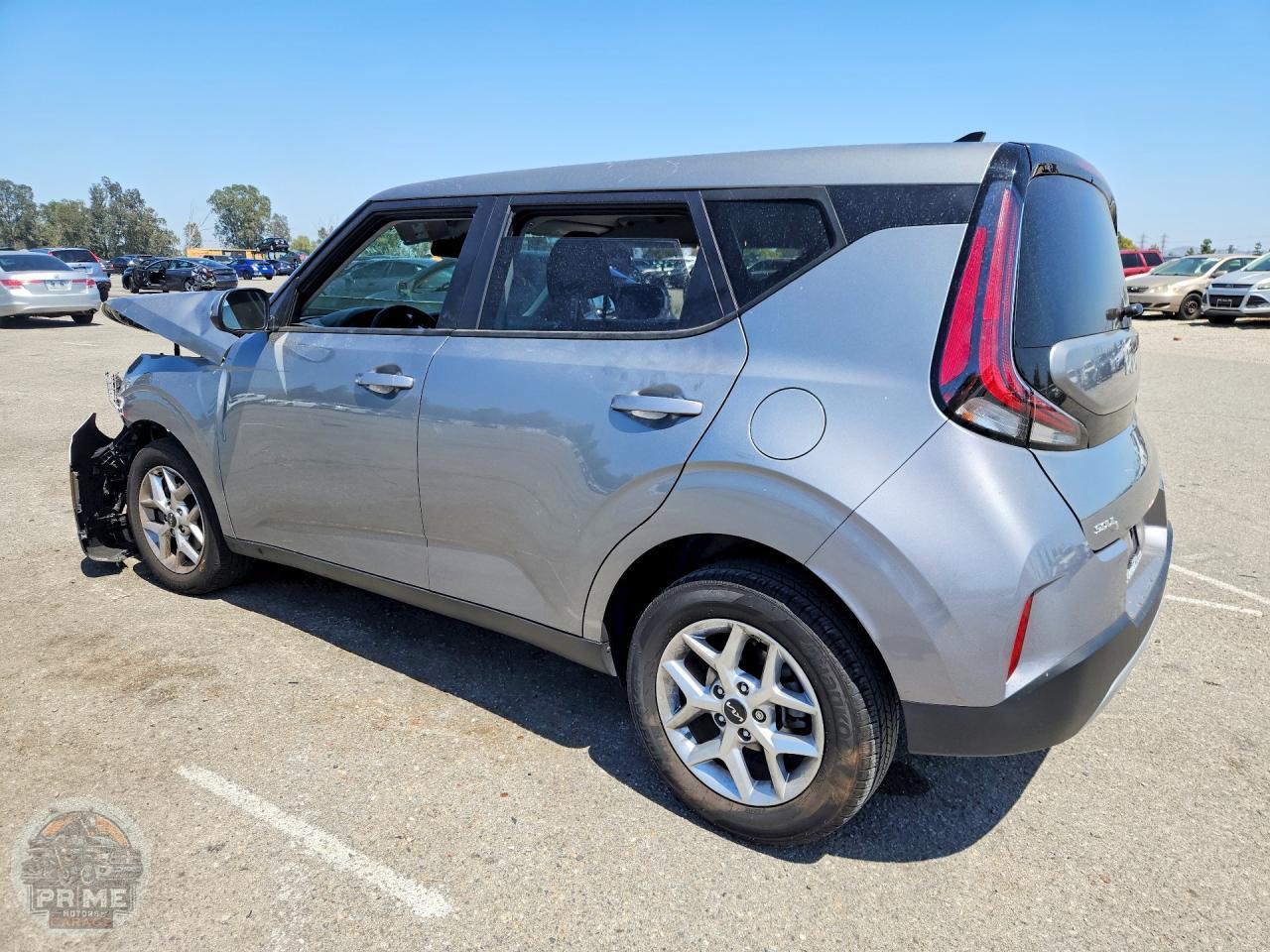 2025 KIA SOUL — фото 2