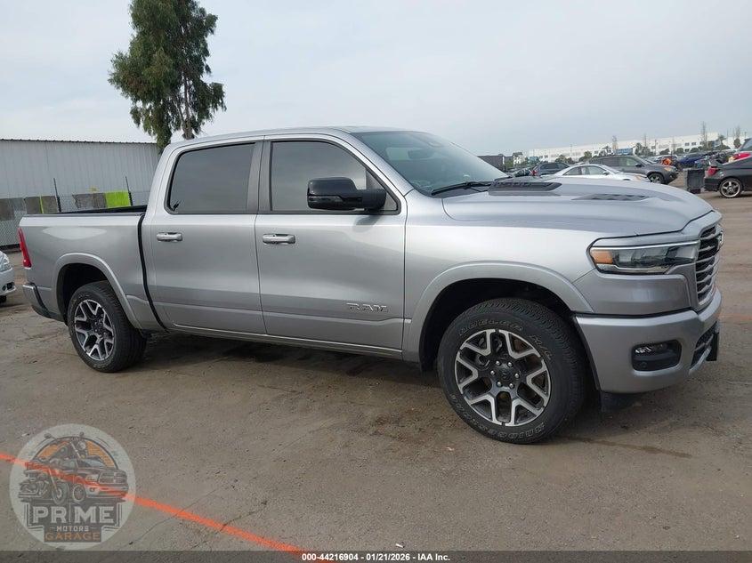 2025 RAM 1500 LARAMIE  4X4 5'7 BOX — фото 13