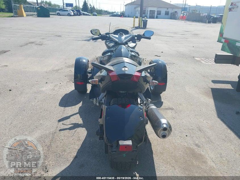 2012 CAN-AM SPYDER ROADSTER RS — фото 6