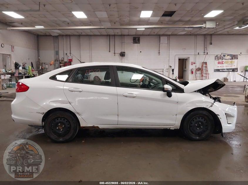 2013 FORD FIESTA SE — фото 14