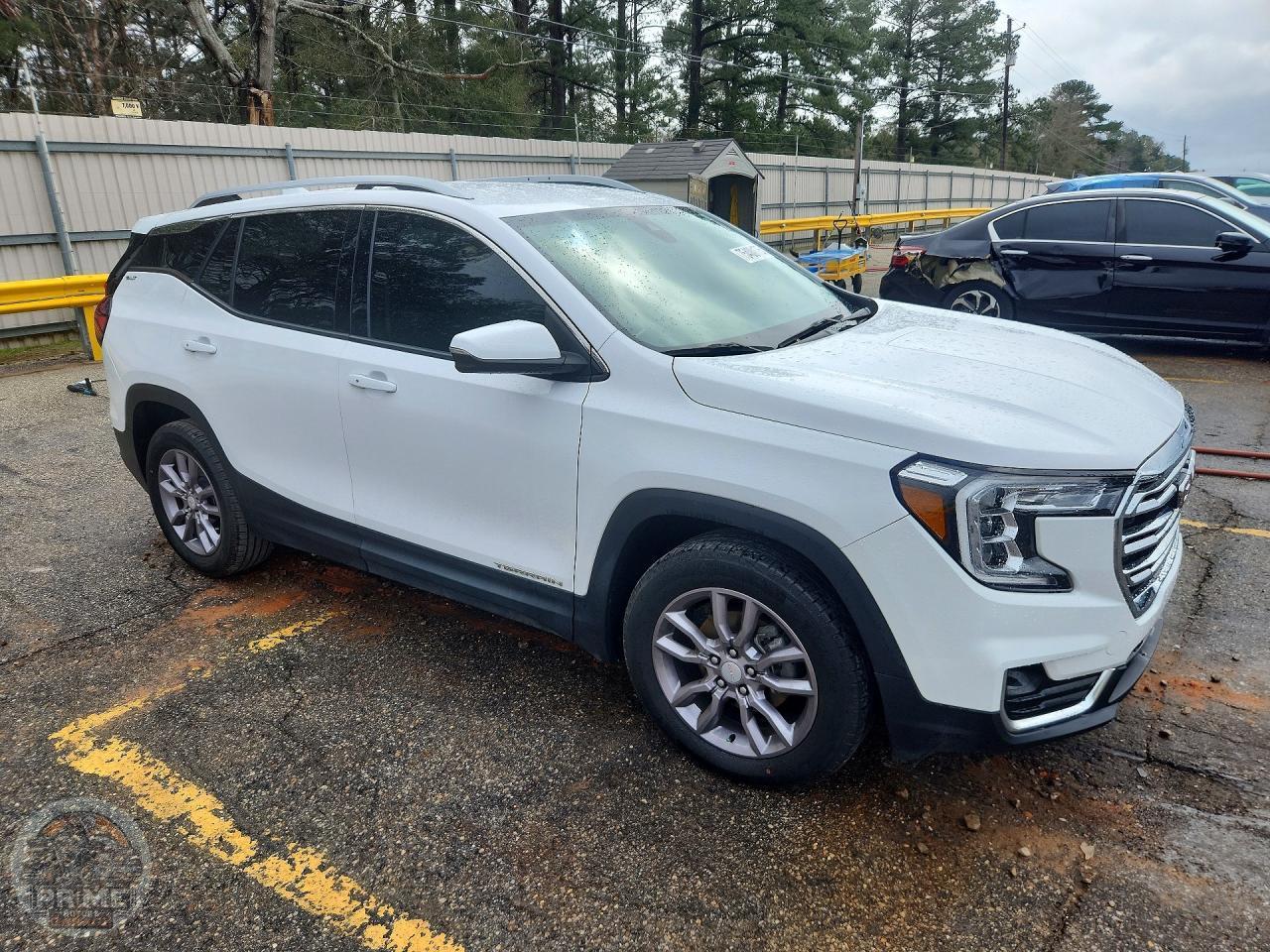 2023 GMC TERRAIN — фото 4