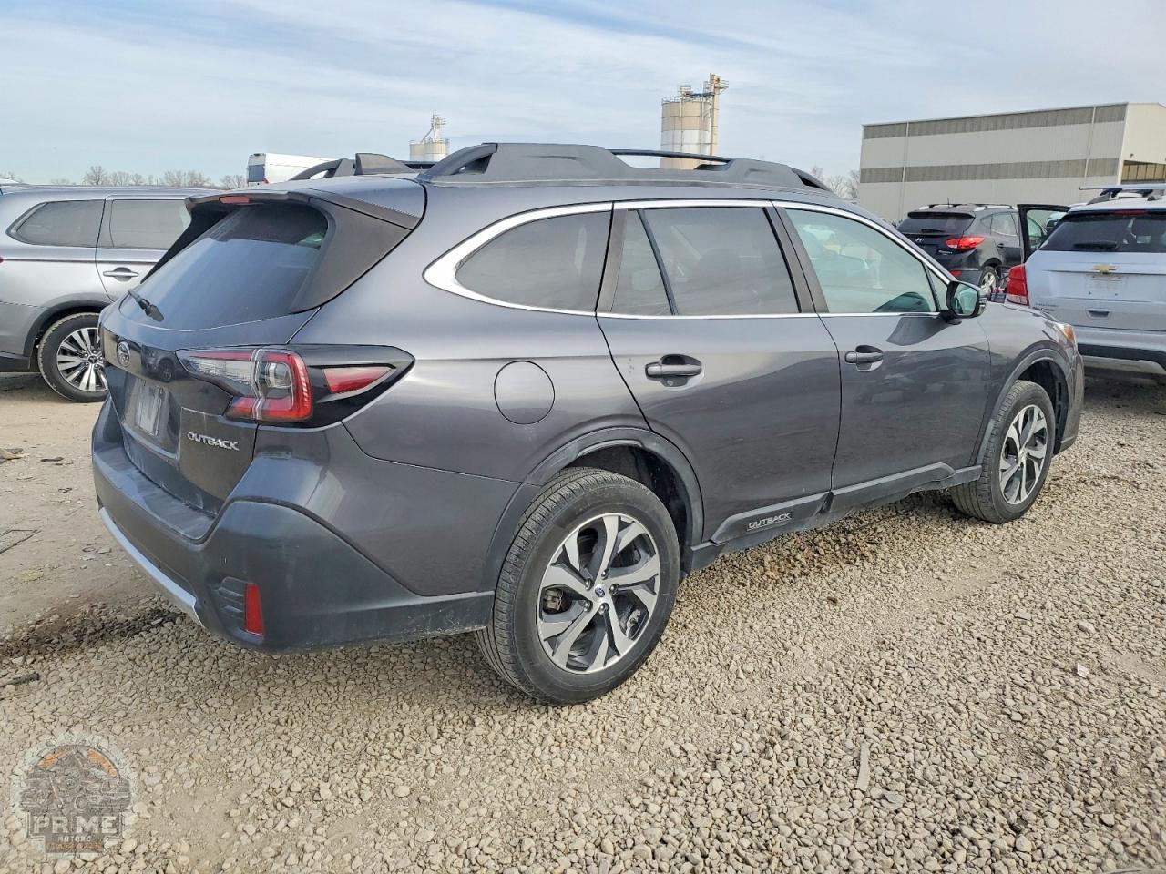 2020 SUBARU OUTBACK — фото 3