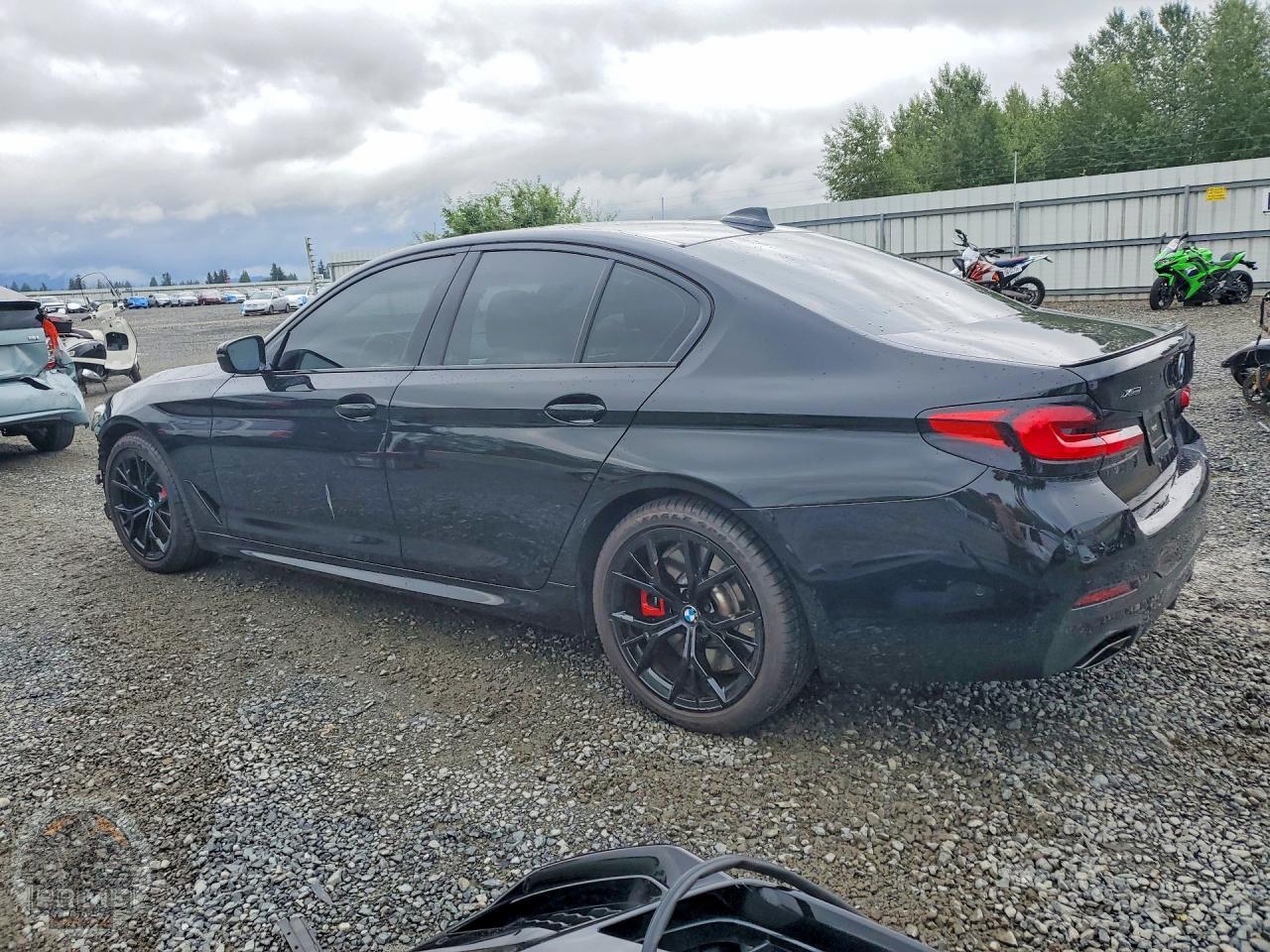2023 BMW 5 SERIES — фото 2