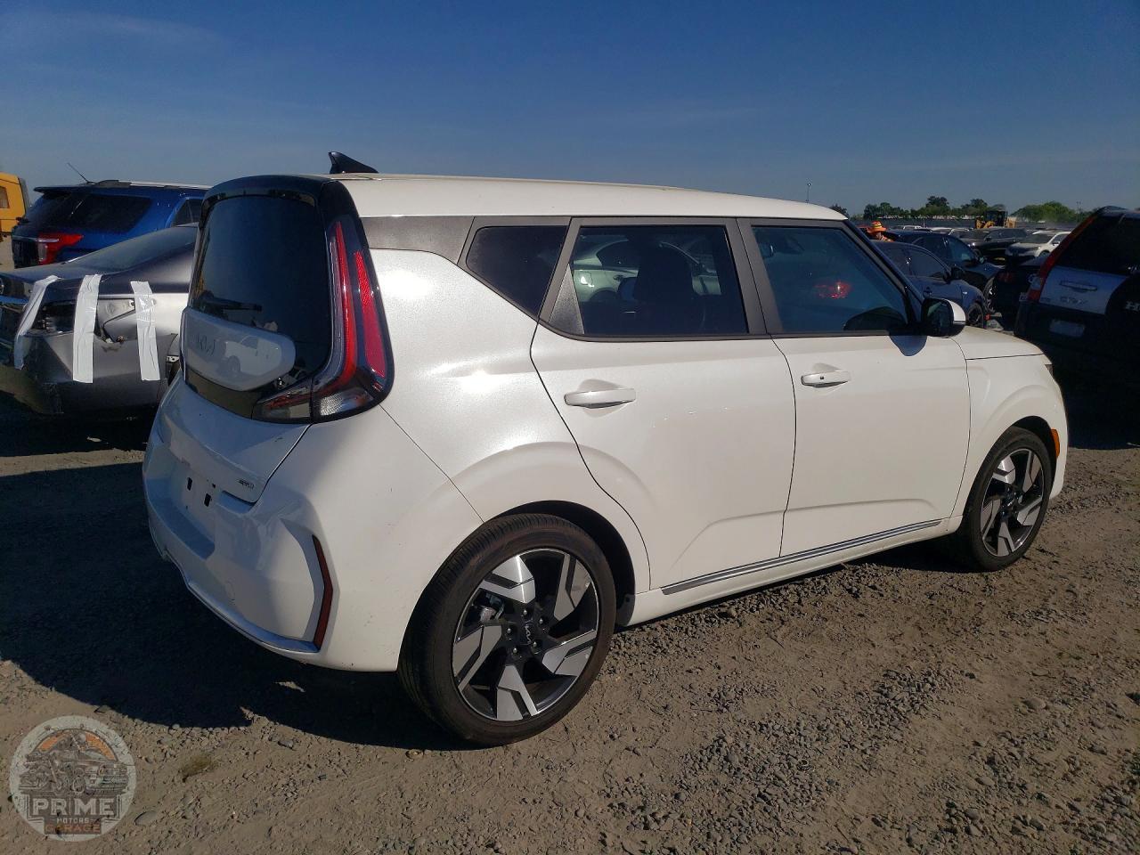 2025 KIA SOUL — фото 3