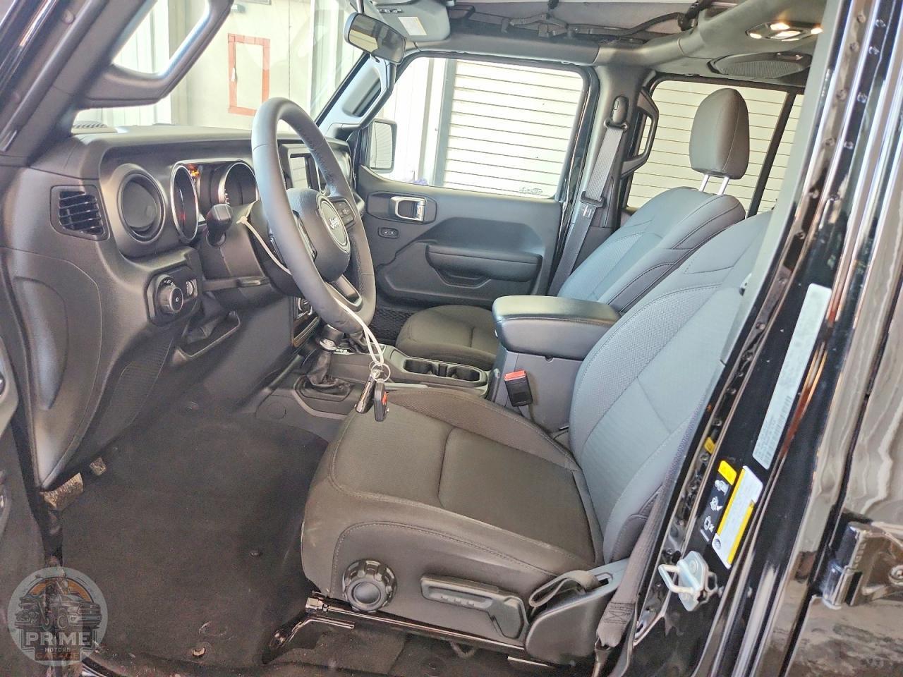2023 JEEP WRANGLER — фото 18