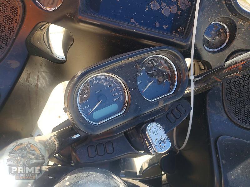 2019 HARLEY-DAVIDSON FLTRU (ROAD GLIDE ULTRA) — фото 7