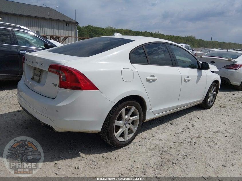 2015 VOLVO S60 T5 — фото 4