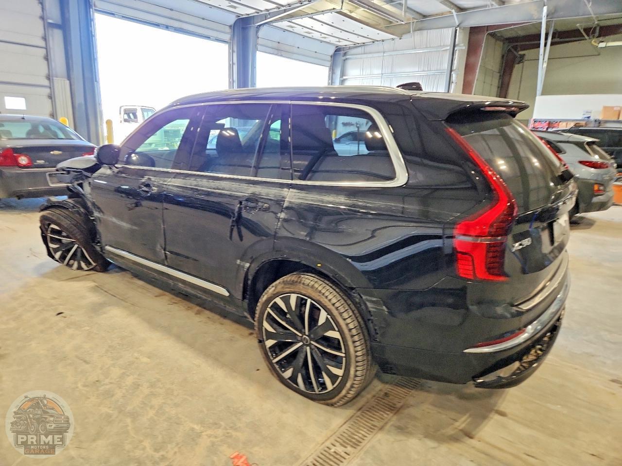 2025 VOLVO XC90 — фото 2