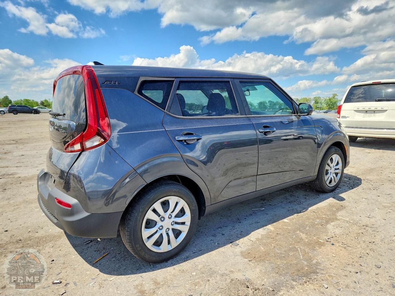 2022 KIA SOUL — фото 2