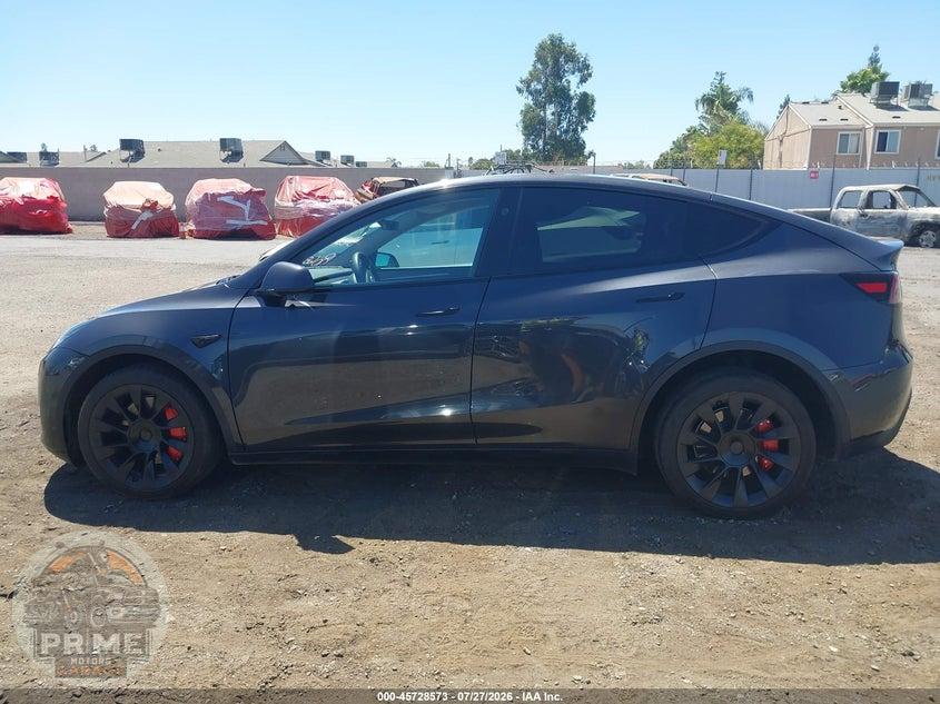 2024 TESLA MODEL Y LONG RANGE DUAL MOTOR ALL-WHEEL DRIVE — фото 14