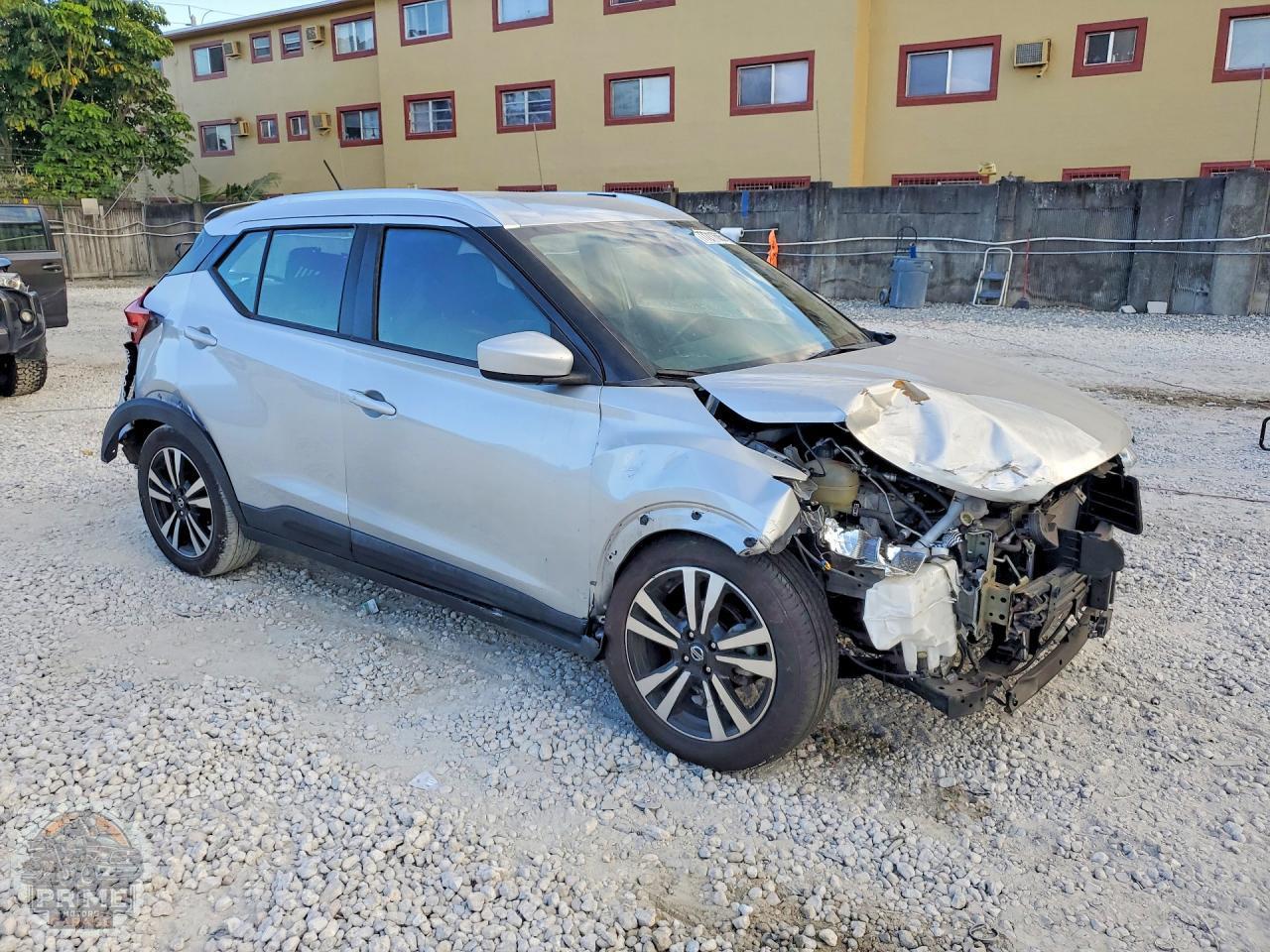 2020 NISSAN KICKS — фото 4