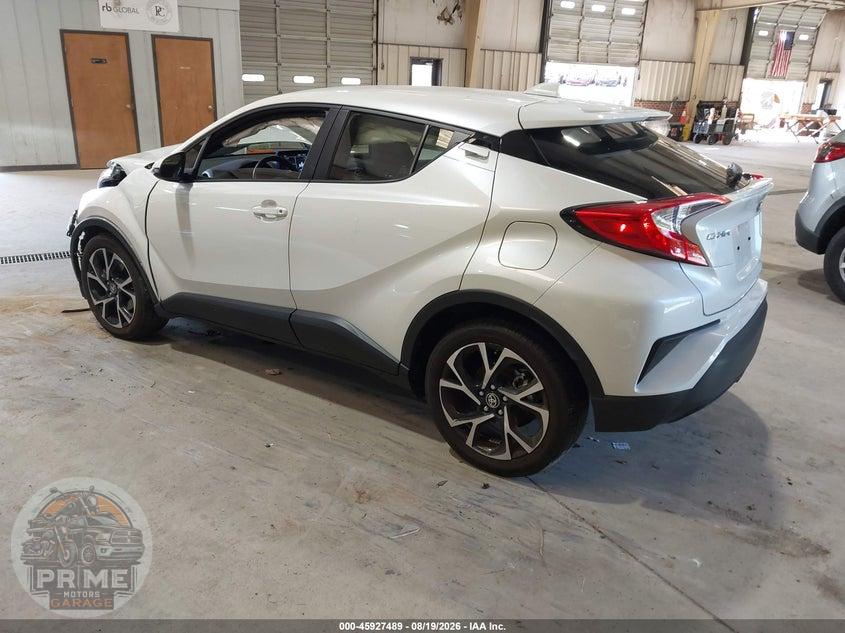 2020 TOYOTA C-HR XLE — фото 3