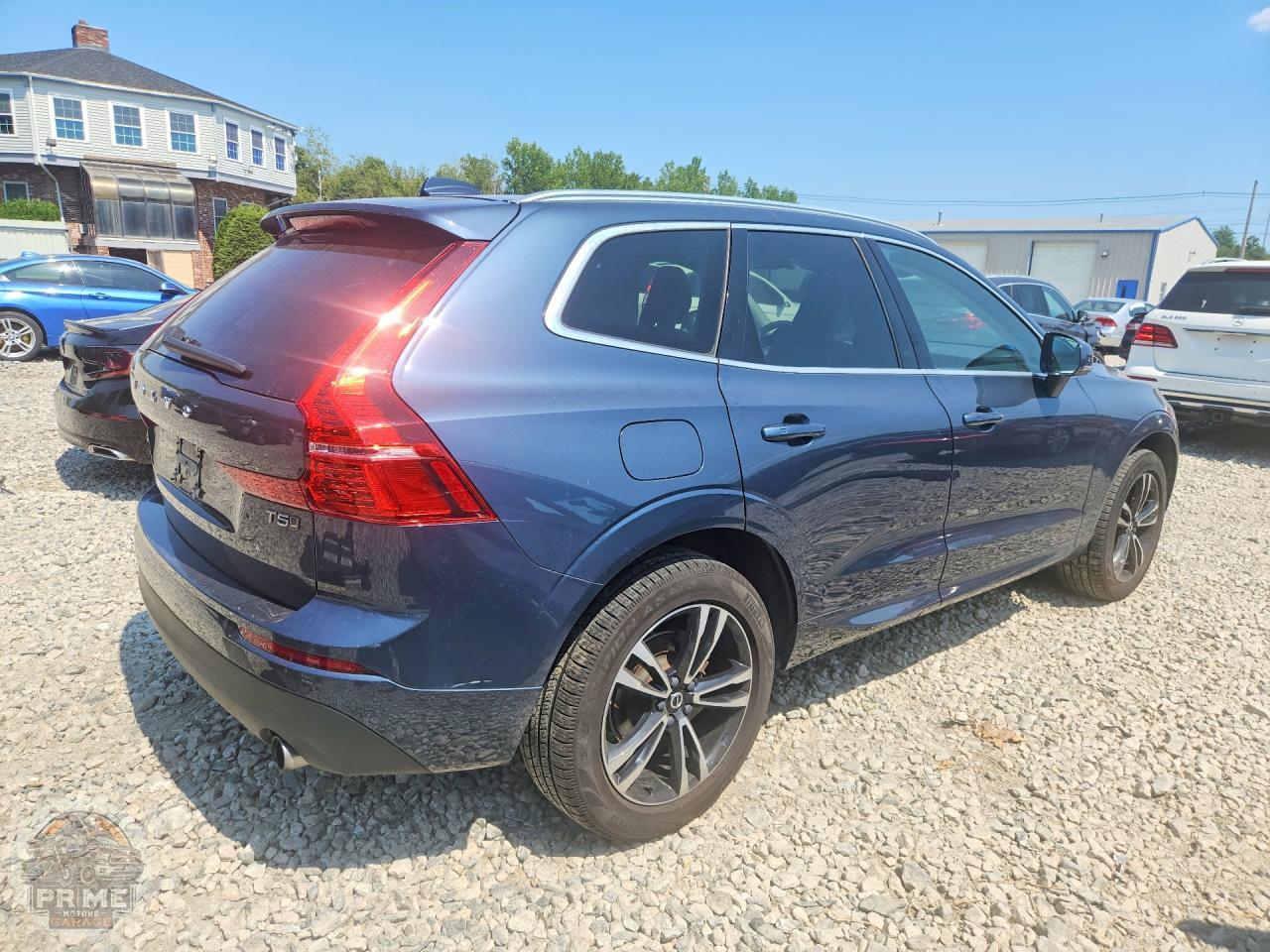 2020 VOLVO XC60 — фото 3