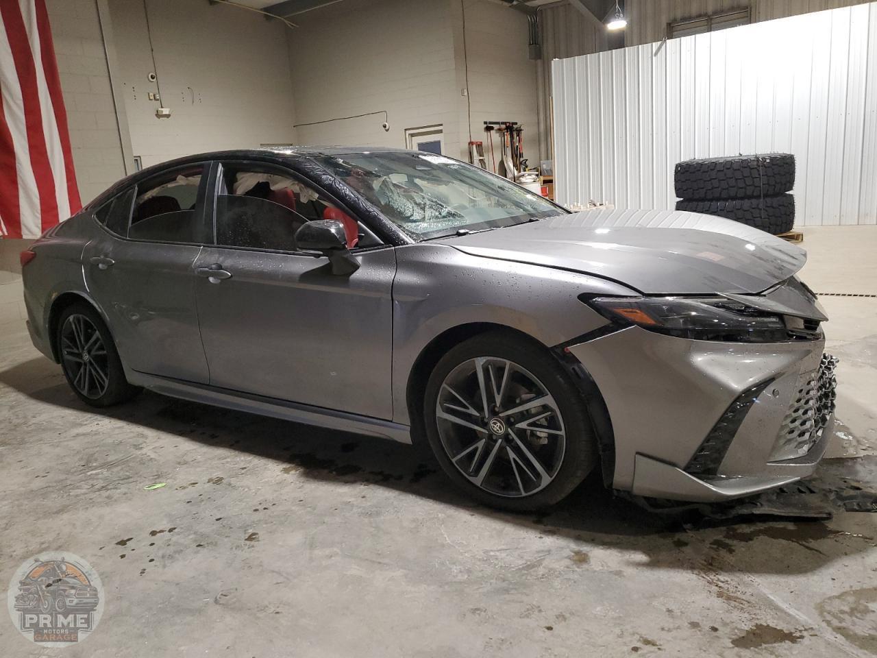 2025 TOYOTA CAMRY — фото 4