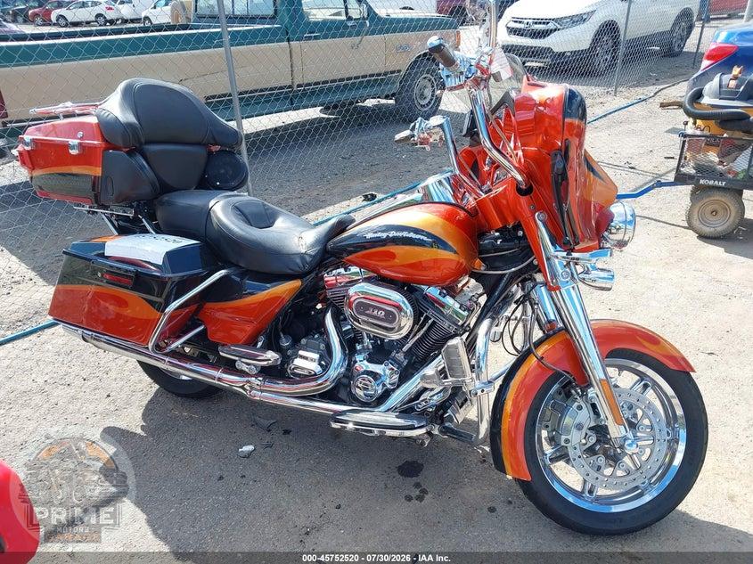 2013 HARLEY-DAVIDSON FLHTCUSE (CVO ULTRA CLASSIC SCREAMIN EAGLE) CVO ULTRA CLS ELECTRA GLD — фото 11