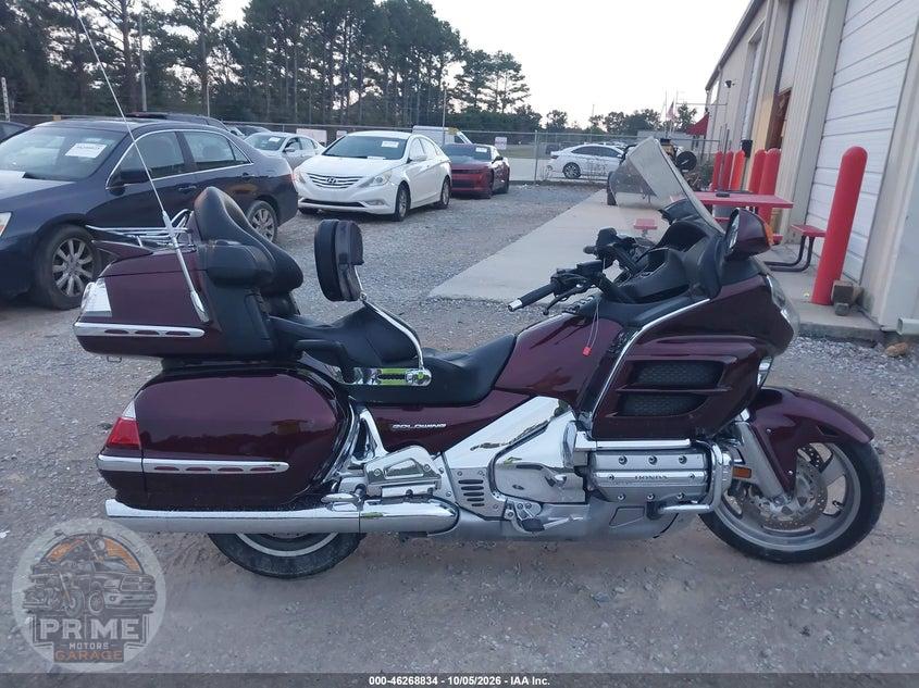 2006 HONDA GL1800 — фото 12