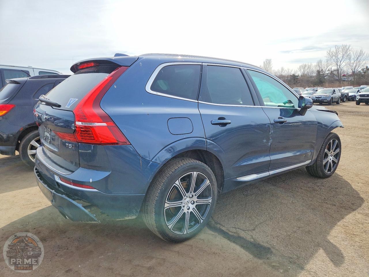 2021 VOLVO XC60 — фото 3