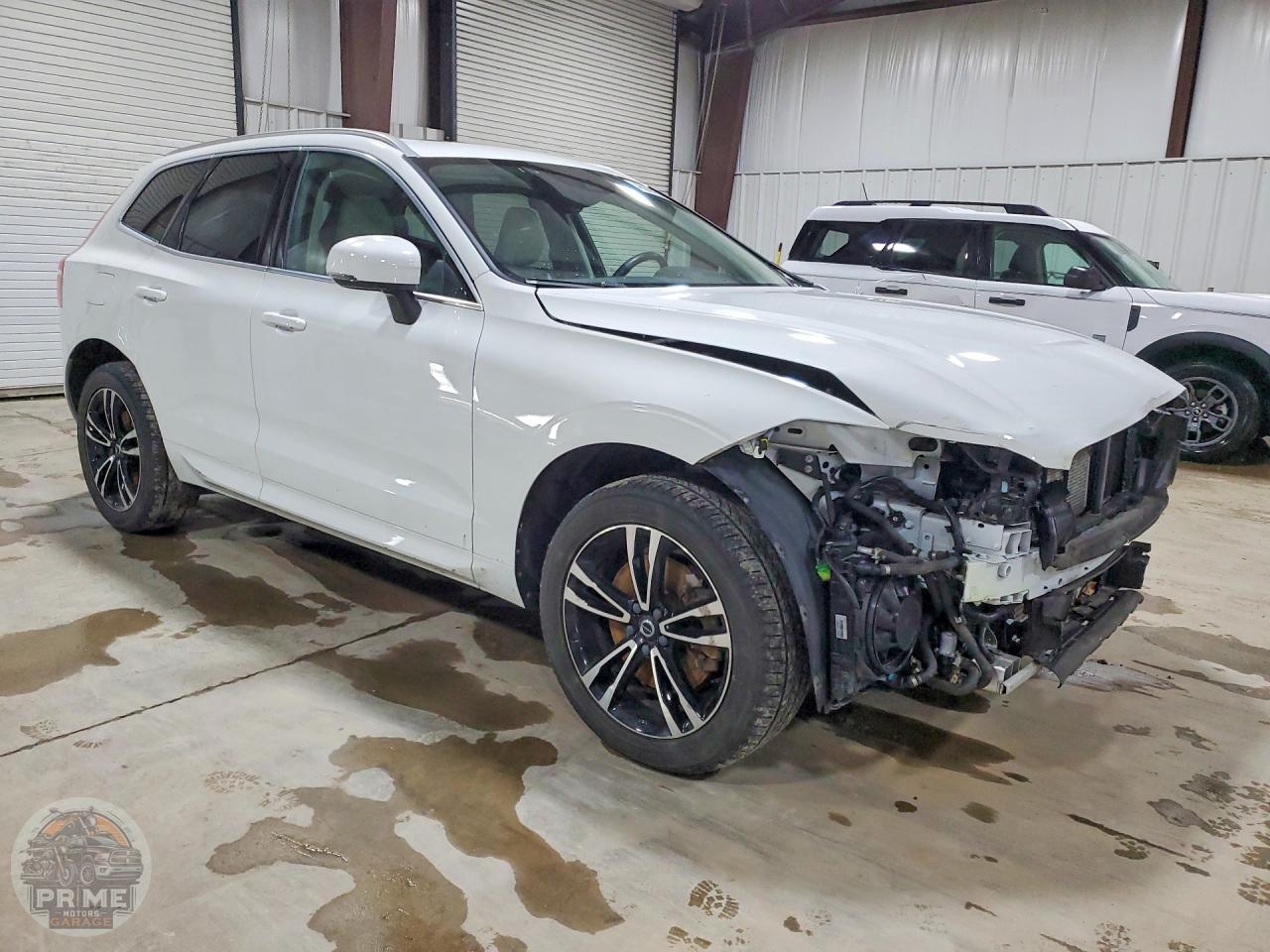 2020 VOLVO XC60 — фото 4