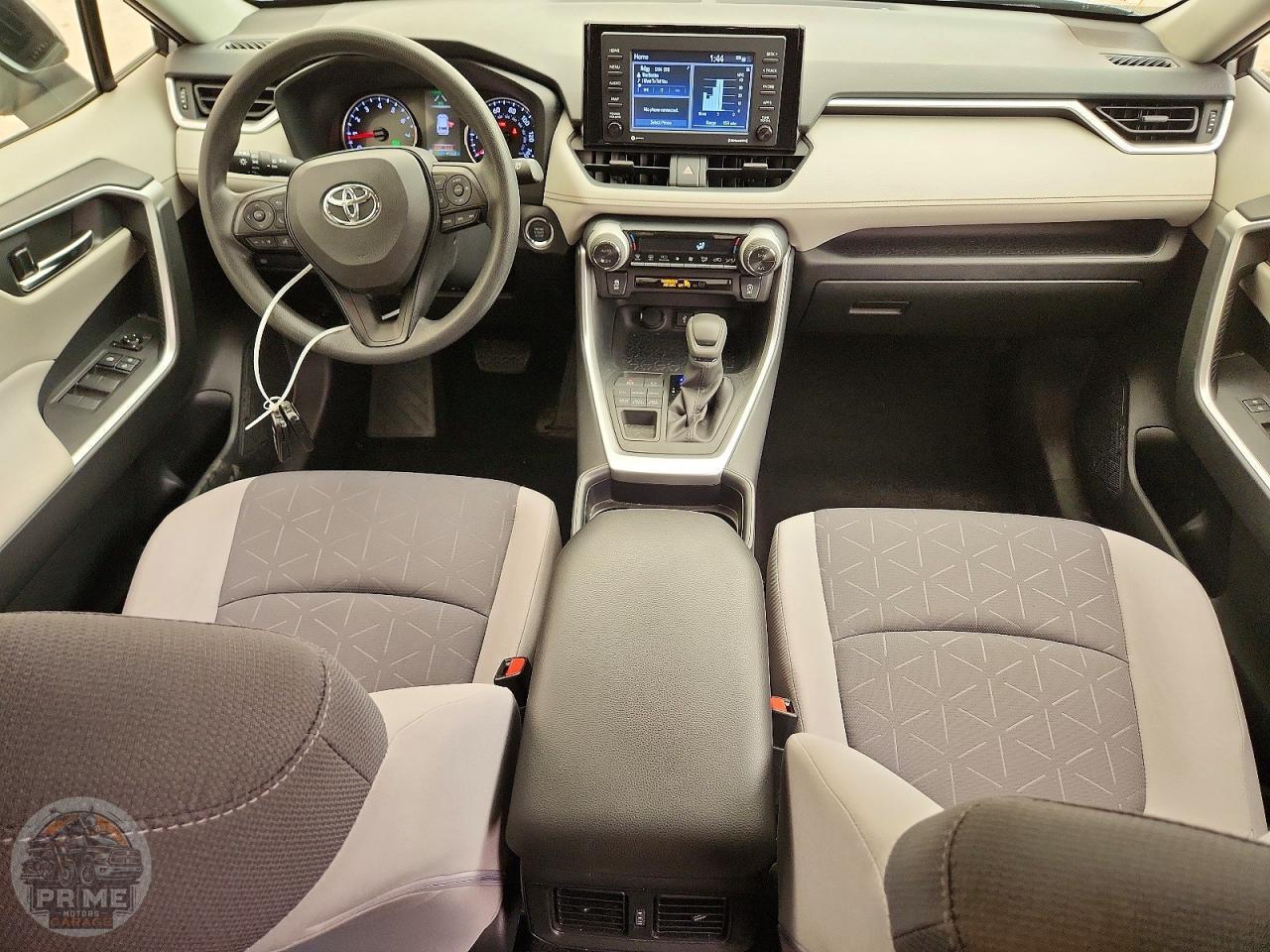 2020 TOYOTA RAV4 — фото 8