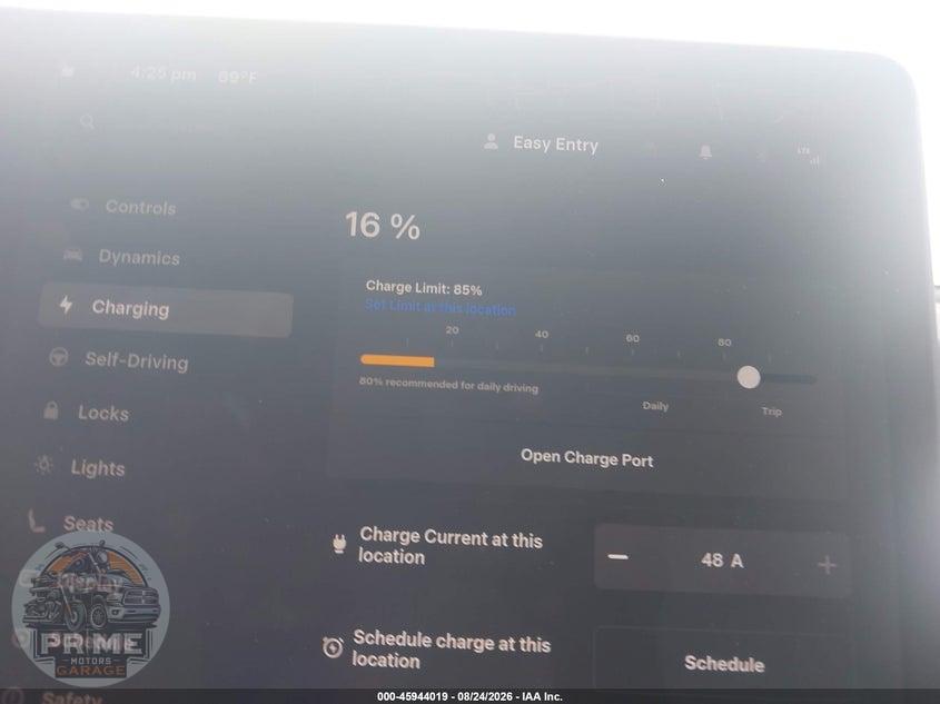 2025 TESLA MODEL Y LONG RANGE DUAL MOTOR ALL-WHEEL DRIVE — фото 17