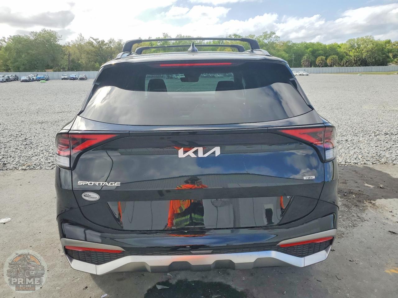 2025 KIA SPORTAGE — фото 6