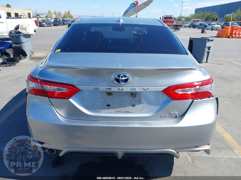 2019 TOYOTA CAMRY HYBRID SE — фото 16