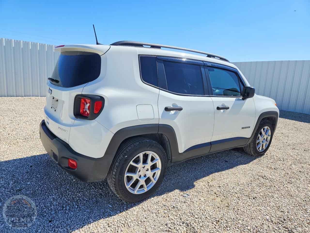 2020 JEEP RENEGADE — фото 3
