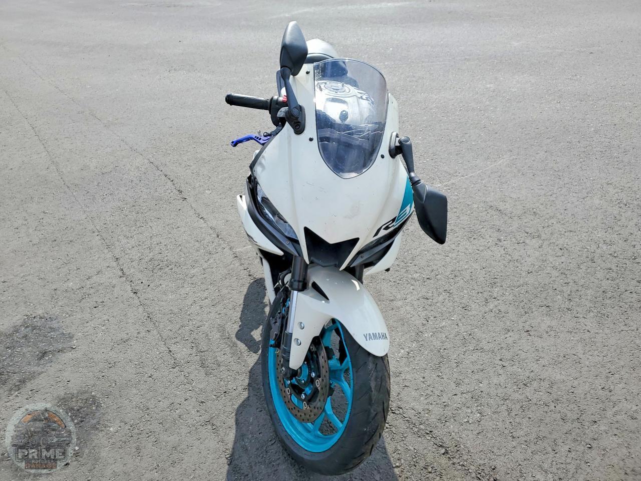 2024 YAMAHA YZFR3 — фото 2