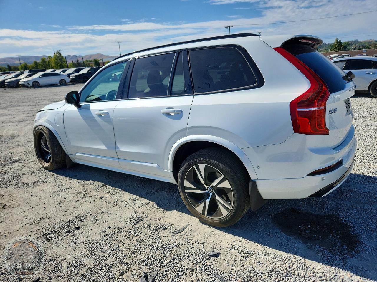 2023 VOLVO XC90 — фото 2
