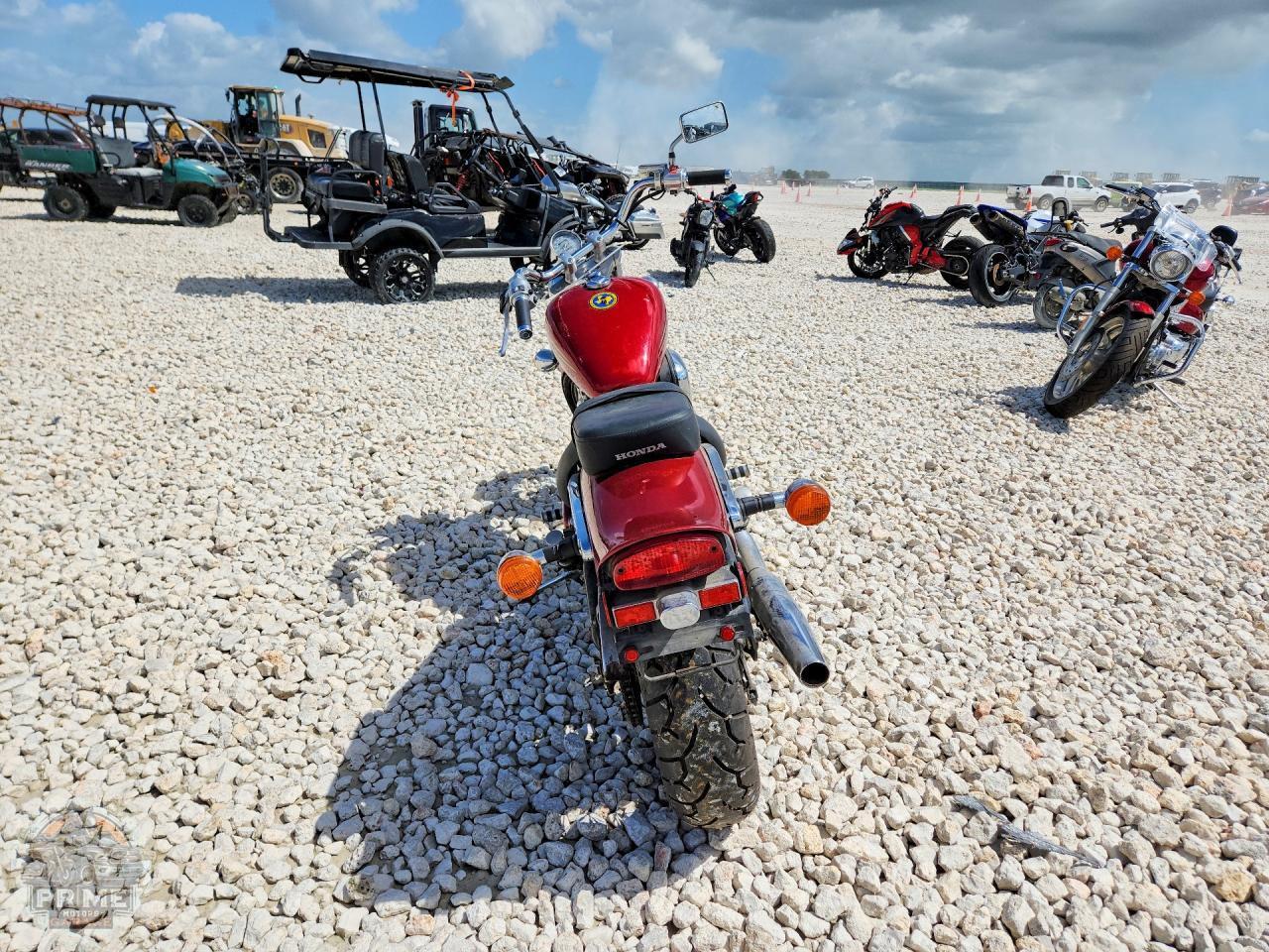 2003 HONDA VT600 — фото 4
