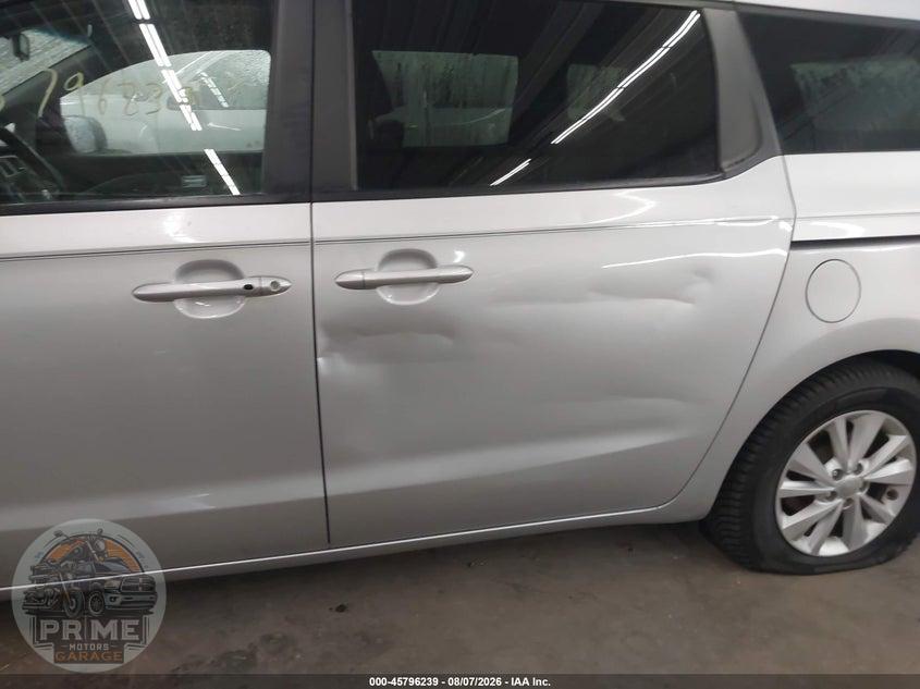 2017 KIA SEDONA LX — фото 6