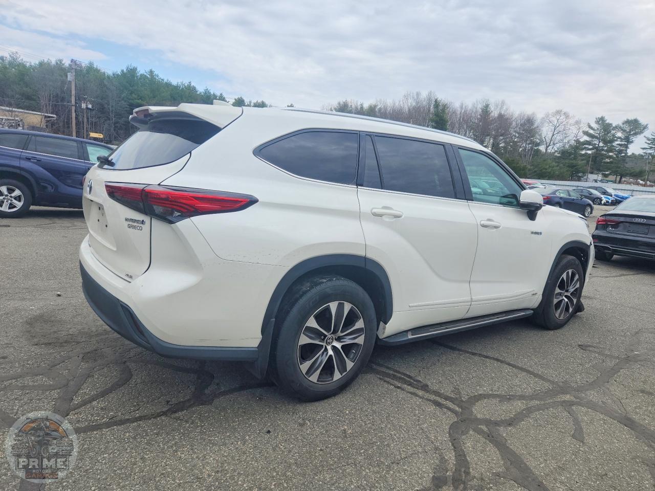 2021 TOYOTA HIGHLANDER — фото 6