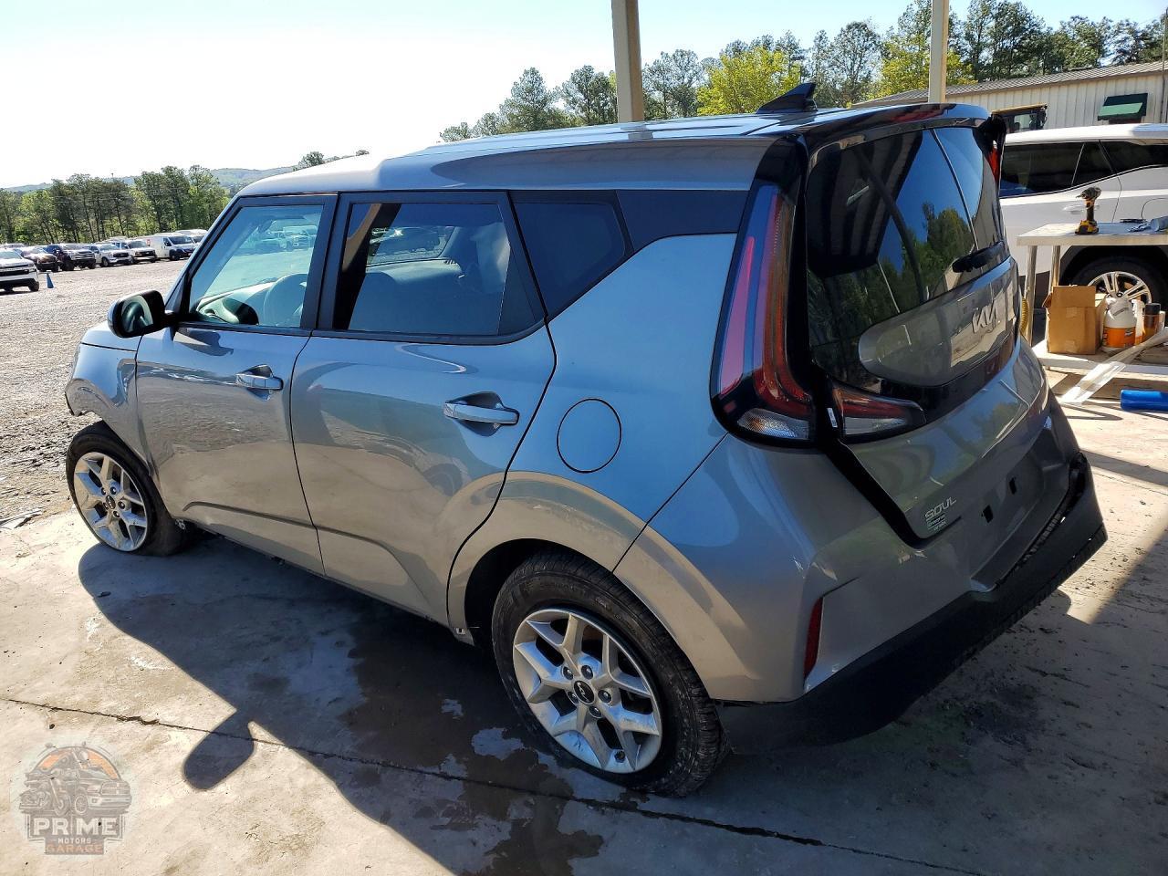 2023 KIA SOUL — фото 2