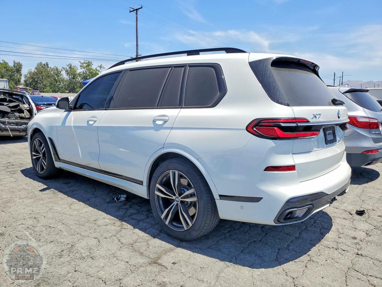 2023 BMW X7 — фото 9