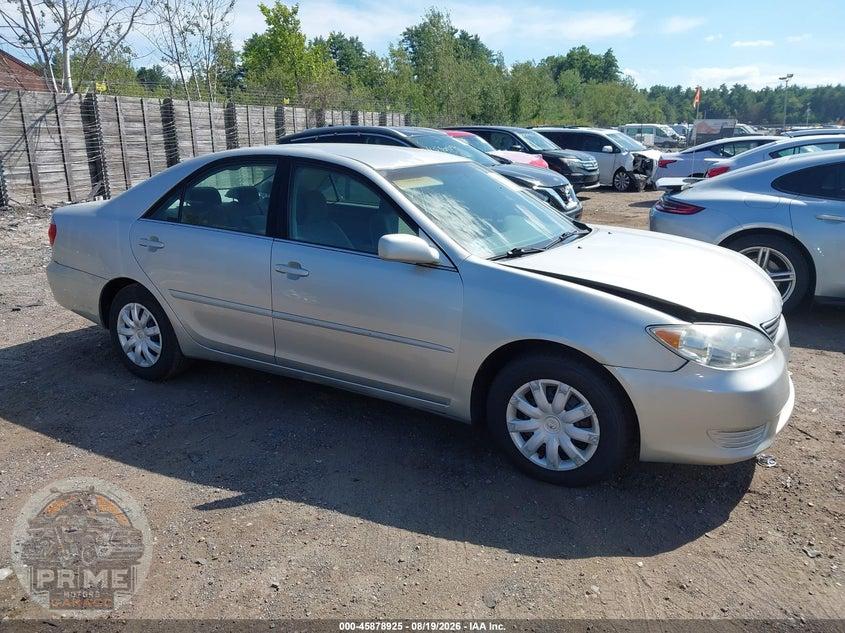 2005 TOYOTA CAMRY LE — фото 1