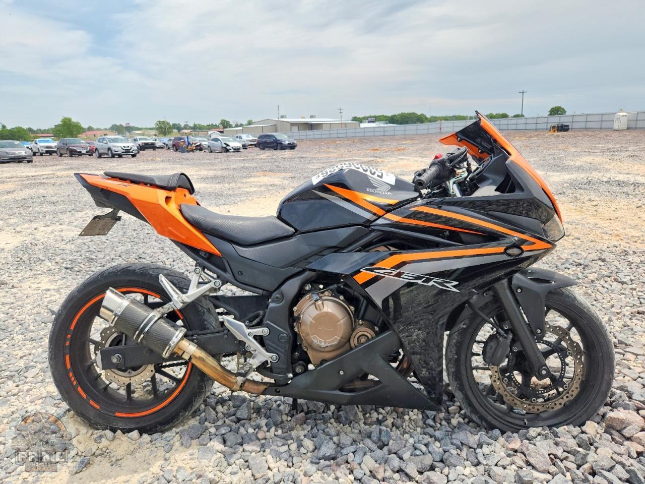 2017 HONDA CBR500 — фото 1