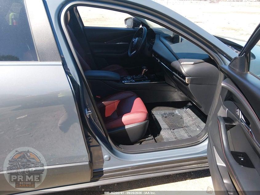 2025 MAZDA CX-30 2.5 S CARBON EDITION — фото 5