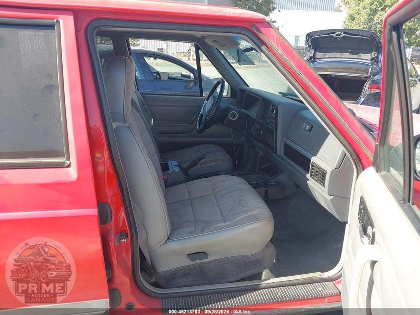 1996 JEEP CHEROKEE SPORT/CLASSIC — фото 5