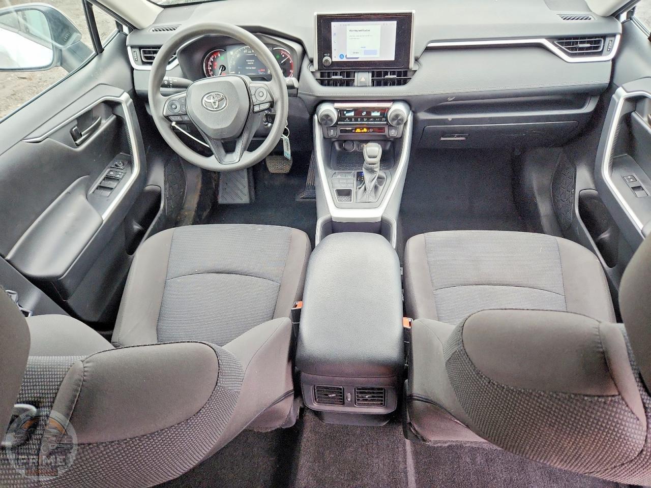 2025 TOYOTA RAV4 — фото 8