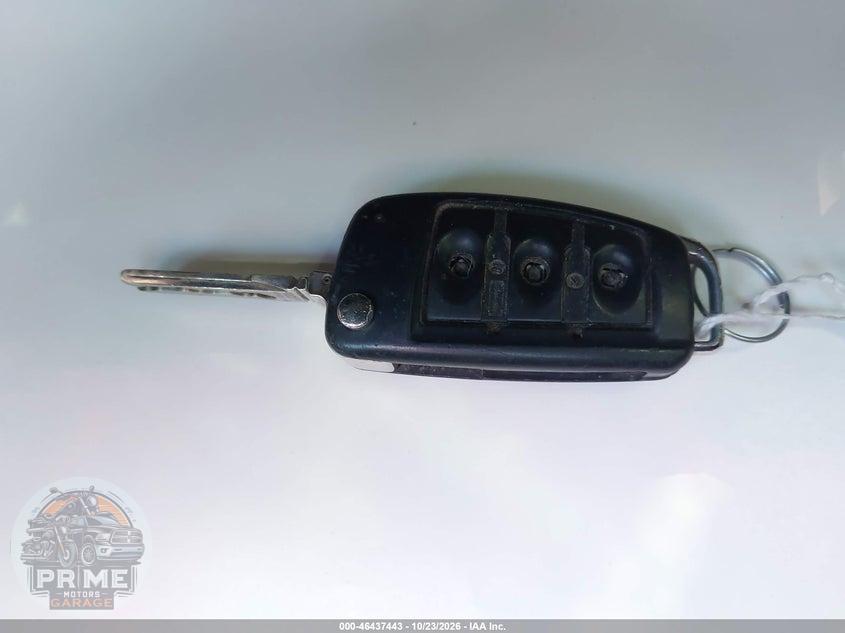 2012 AUDI A3 2.0T PREMIUM — фото 11