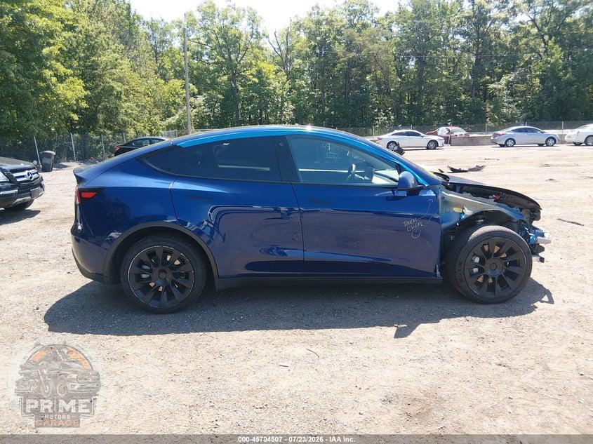 2022 TESLA MODEL Y LONG RANGE DUAL MOTOR ALL-WHEEL DRIVE — фото 13
