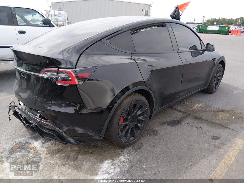 2021 TESLA MODEL Y LONG RANGE DUAL MOTOR ALL-WHEEL DRIVE — фото 4