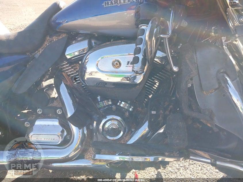 2017 HARLEY-DAVIDSON FLHTKL (ULTRA LIMITED LOW) ULTRA LIMITED LOW — фото 8