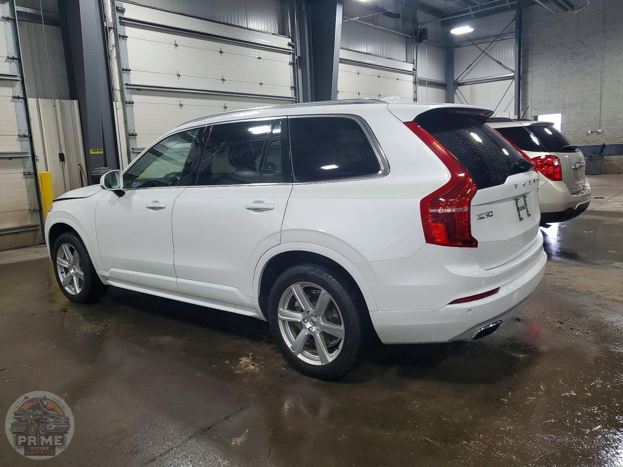 2021 VOLVO XC90 — фото 2