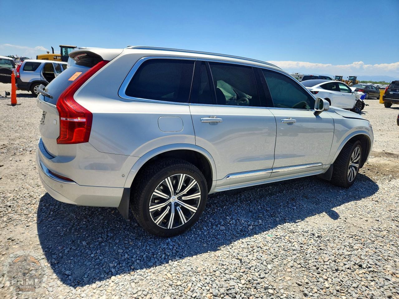 2022 VOLVO XC90 — фото 3