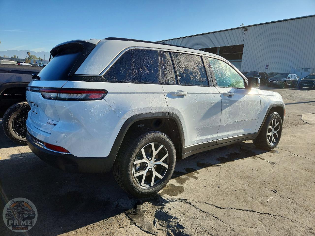 2026 JEEP GRAND CHEROKEE — фото 3